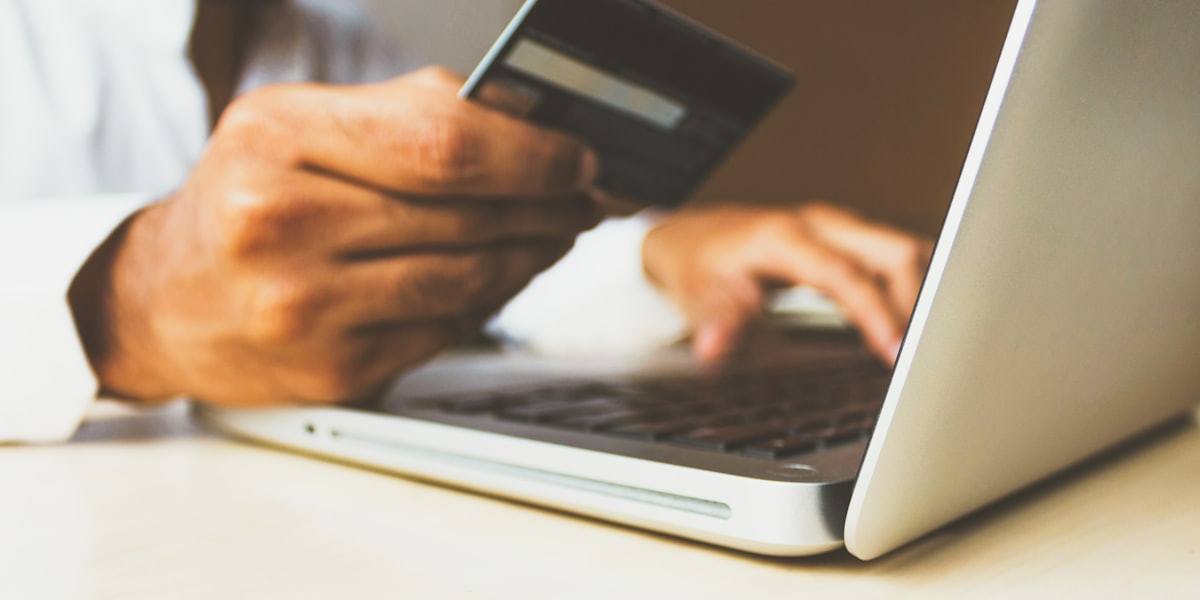 Shopify vs Amazon vs Etsy in 2026